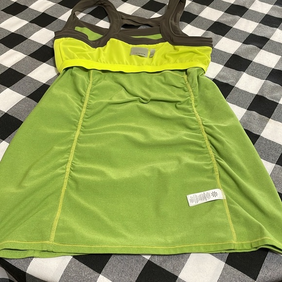 Athleta Built In Bra Scrunch Ruched Activewear Athletic Tank Top Size LT Green - Picture 9 of 12